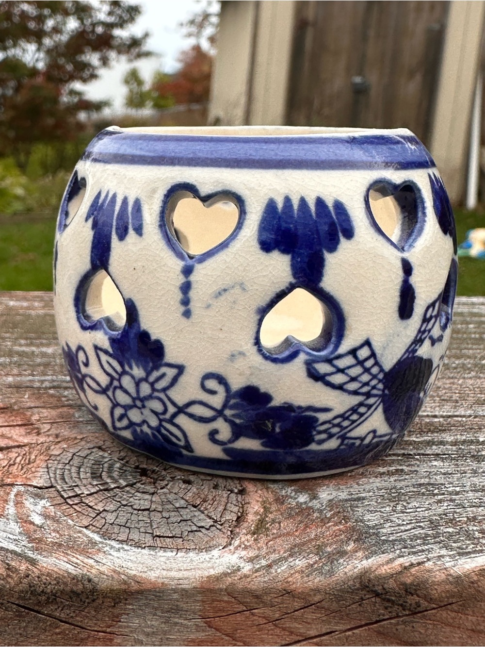 Delft Blue ceramic tea light candle holder